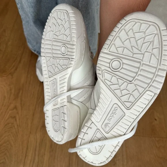 Adidas White and Grey Rivalry Low - Picture 4 of 5